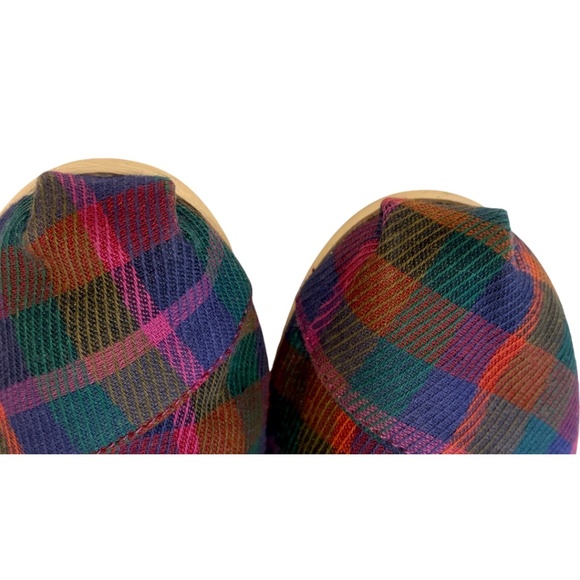 TOMS Alpargata 3.0 flats – Plaid Slip-ons Perfect for the Holidays – Size 9M - Picture 13 of 13